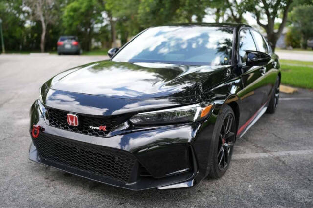 honda civic hatchback 2025 19XFL2H88SE035676 image honda civic hatchback 2025 19XFL2H88SE035676 image